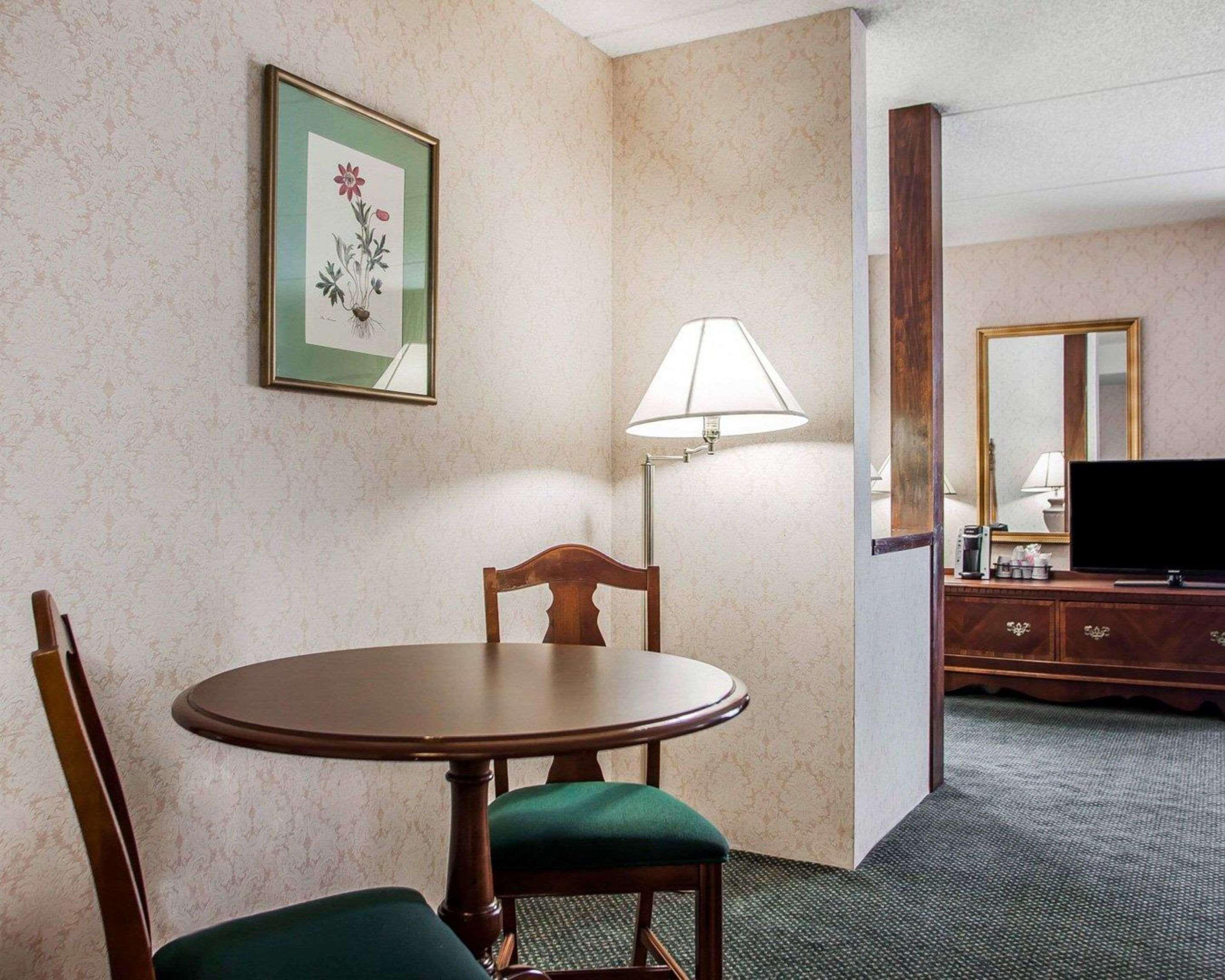Quality Inn Montgomeryville-Philadelphia Esterno foto